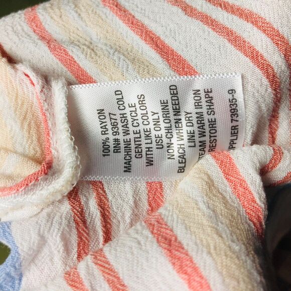 Liz Claiborne Women's Striped Short Sleeve Button Front Shirt V Neck Size XXL - Picture 5 of 5